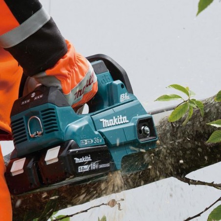 DUC256PT2 MAKITA Fierastrau cu lant 25cm cu 2 acumulatori 18V 5Ah