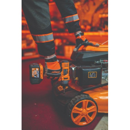 056362 VILLAGER Bormasina cu impact VLN3320,180Nm, fara acumulator 18V