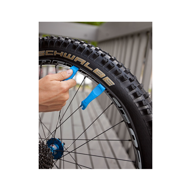 624143 UNIOR Set 2 leviere verde pentru anvelope bicicleta.