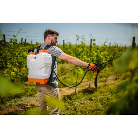 055435 VILLAGER Pulverizator de spate TERRA 12, 3 bar, 12 l
