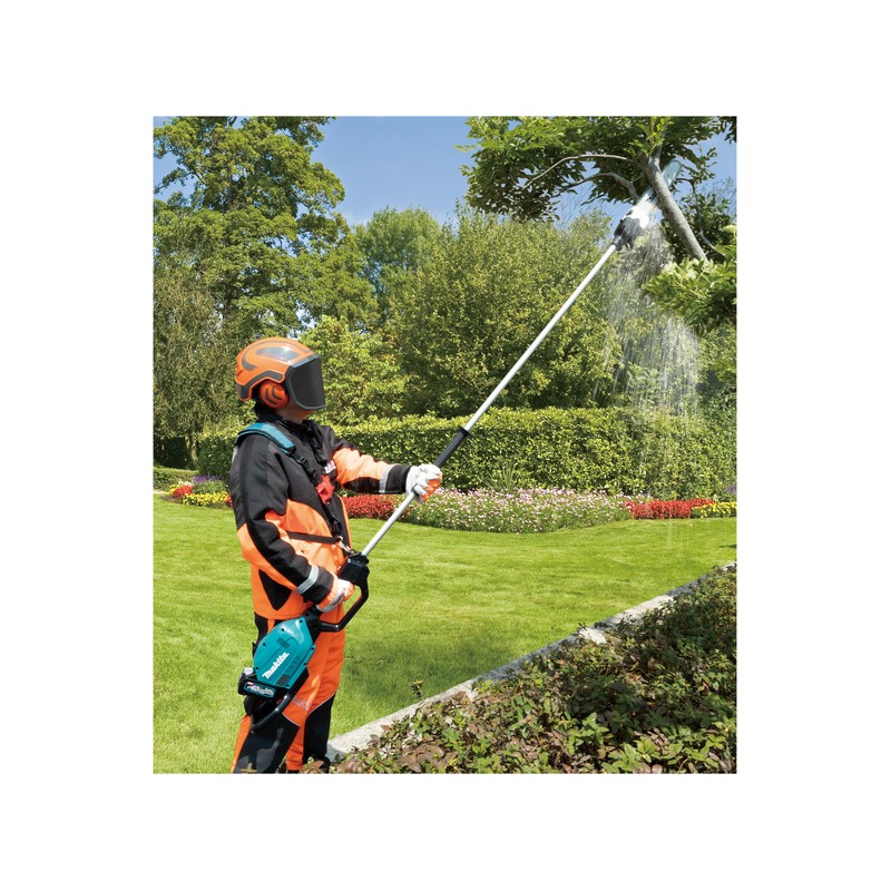 UA003GZ MAKITA Ferastrau telescopic,lama 30cm, pas 3/8",Li-Ion XGT 40V