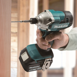 TD112DMZ MAKITA Masina de insurubat cu impact 135 Nm, prindere 1/4