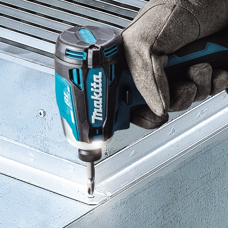 DTD172RTJ MAKITA Masina 180Nm, 2 Li-ion 18V, 5 Ah, valiza Makpac 2