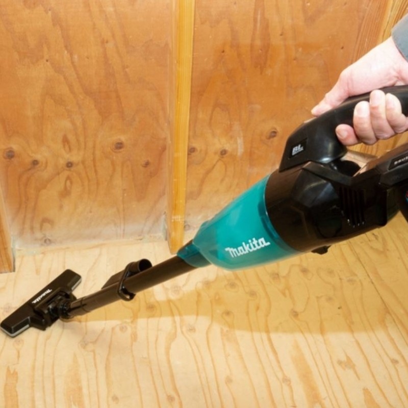 CL001GA210 MAKITA Aspirator 210mbar, cu 2 acumulatori XGT Li-Ion 40V 2Ah