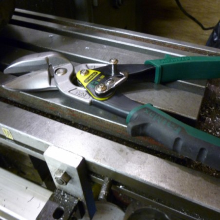 2-14-568 STANLEY Foarfeca tabla de 18 mm FatMax, prindere dreapta