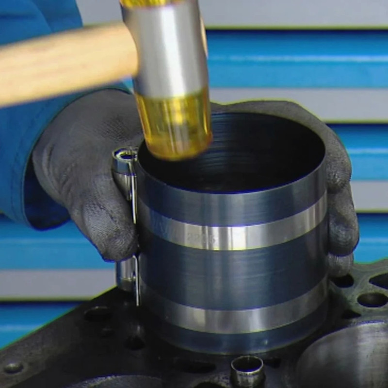 UNIOR Dispozitiv de montat pistoane, 165 mm, 3.1/2" - 7"