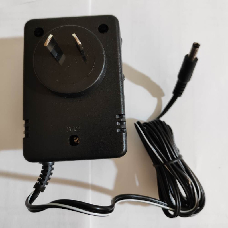 2607225641 BOSCH Incarcator 240V pentru UNEO Bosch, tip Australia-COMANDA EXTERNA