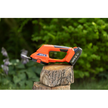YT-828355 YATO Foarfeca tuns iarba si gard viu 20 cm, 18 V, 2.0 Ah