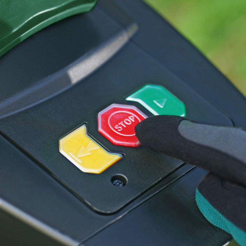 0600803003 BOSCH AXT 22 D Tocator silentios de resturi vegetale 2200 W