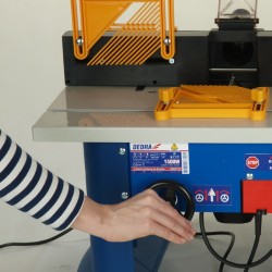 DED7742 DEDRA Masina de frezat pentru lemn 1500 W