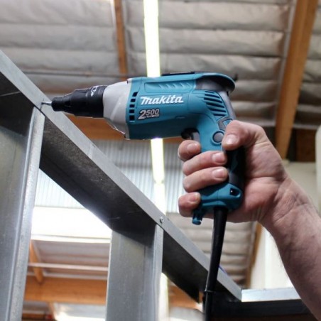 MAKITA FS2700K Masina de insurubat 570 W