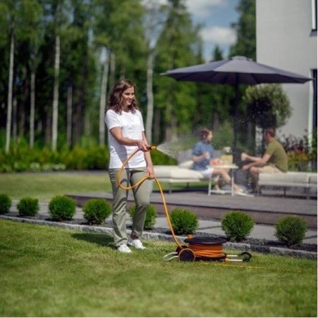 1023644 FISKARS Set tambur cu furtun, lungime 30 m, diametru 13 mm