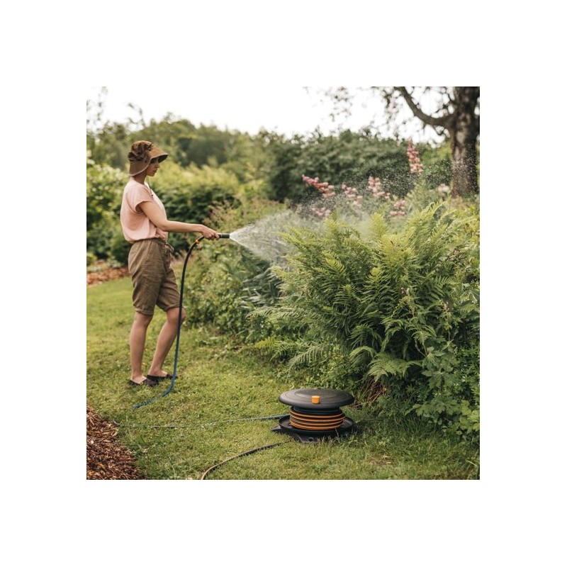 1057237 FISKARS Set tambur cu furtun, lungime 30 m, diametru 13 mm