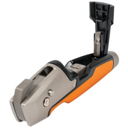 1027225 FISKARS Cutit utilitar CarbonMax pentru zugravi 19.1 cm